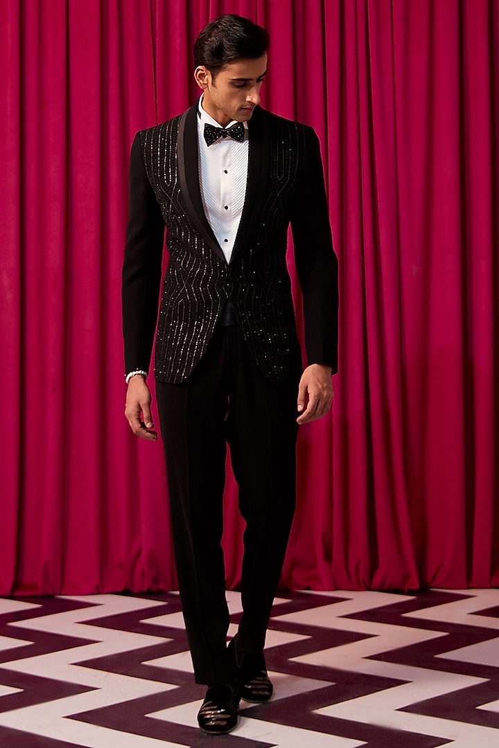 Black Suiting Embellished Tuxedo Set by Contrast By Parth at Pernia's Pop Up Shop