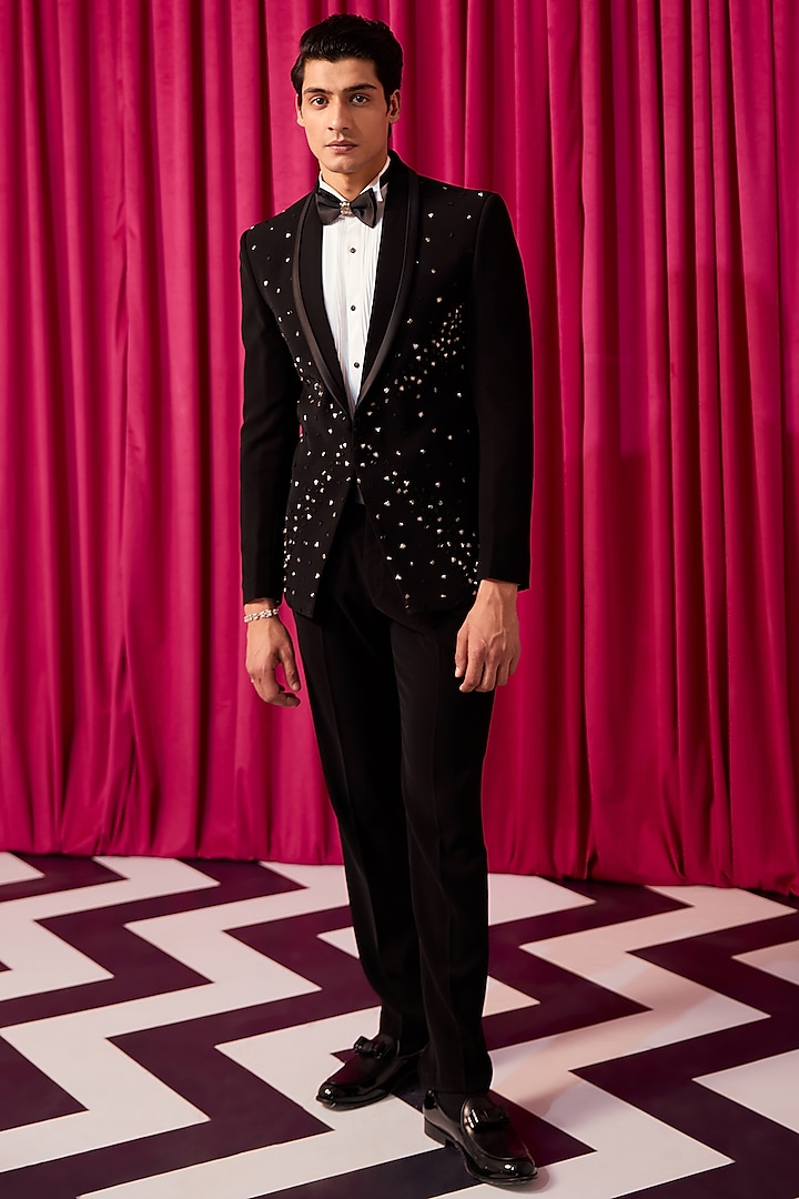 Black Textured Suiting Embroidered Tuxedo Set by Contrast By Parth