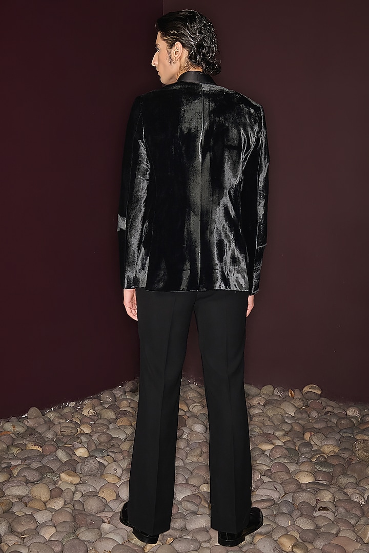 Black Silk Velvet Embroidered Single-Breasted Tuxedo Set by Contrast By Parth at Pernia's Pop Up Shop