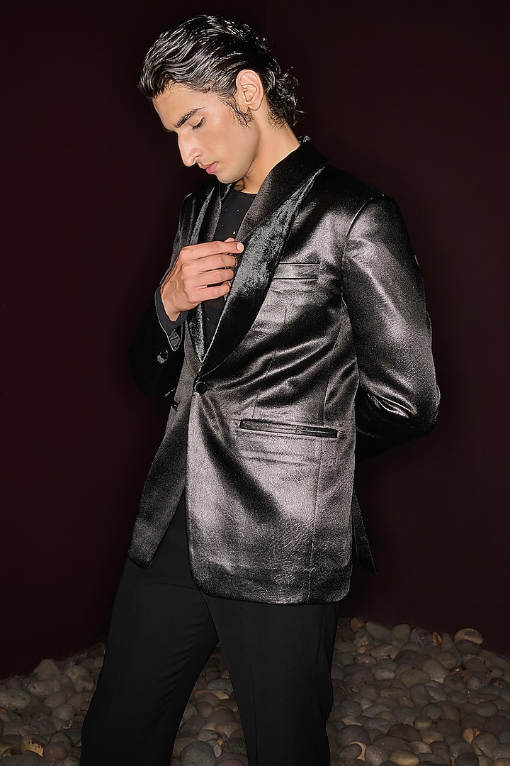 Black Textured Suiting Tuxedo Set by Contrast By Parth at Pernia's Pop Up Shop