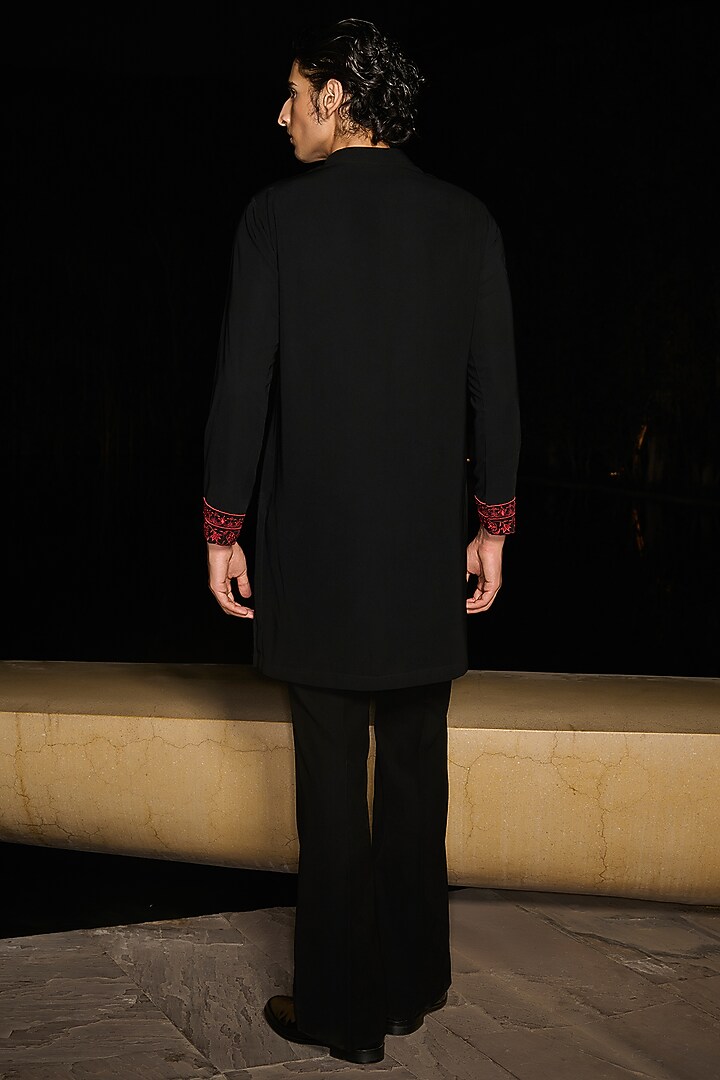 Black Tokyo Silk Resham Embellished Kurta Set by Contrast By Parth at Pernia's Pop Up Shop