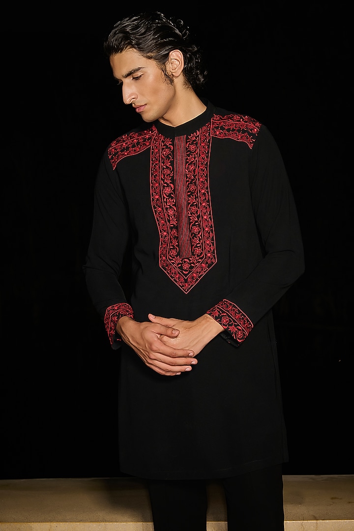 Black Tokyo Silk Resham Embellished Kurta Set by Contrast By Parth at Pernia's Pop Up Shop