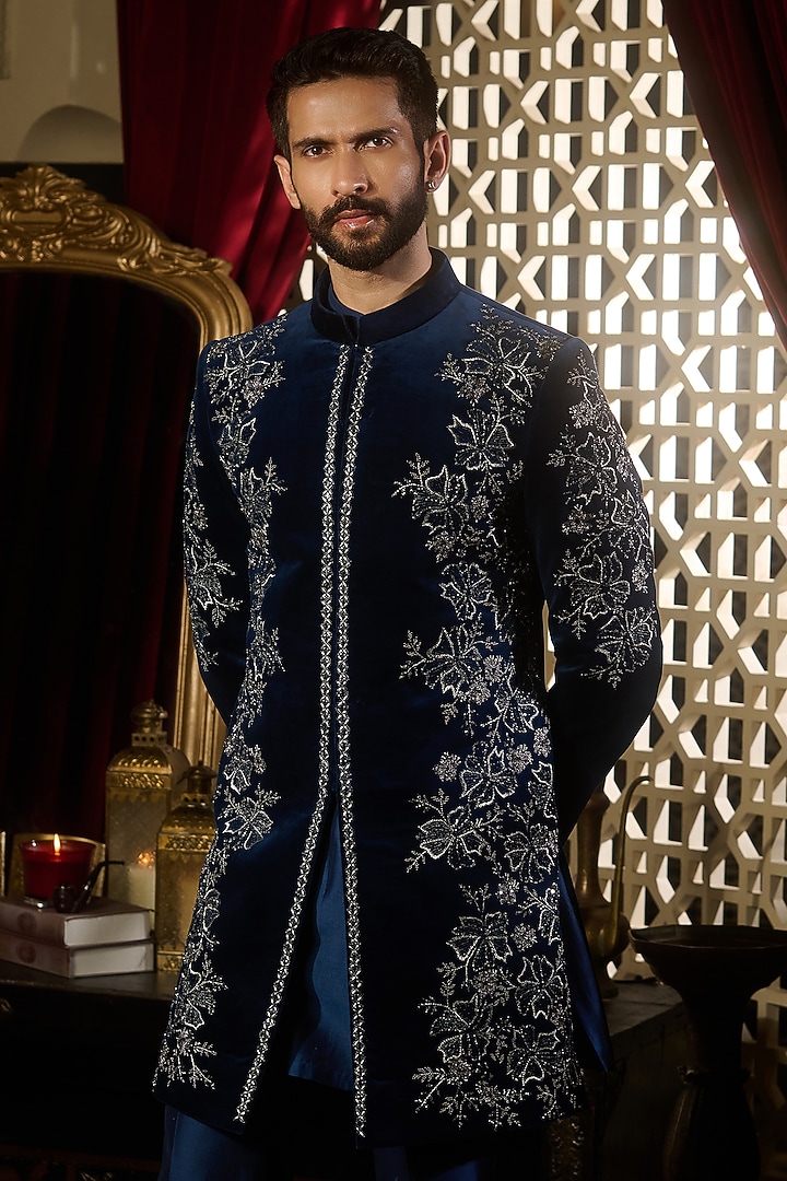 Midnight Navy Velvet Thread Embroidered Groom Sherwani Set by Contrast By Parth at Pernia's Pop Up Shop