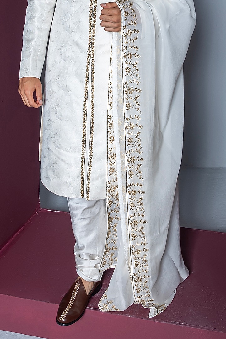 Off-White Jacquard Hand Embroidered Groom Sherwani Set by Contrast By Parth at Pernia's Pop Up Shop