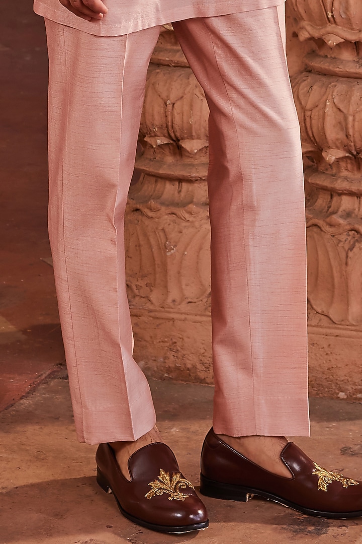 Mauve Textured Silk Floral Embroidered Wedding Indowestern Set by Contrast By Parth at Pernia's Pop Up Shop