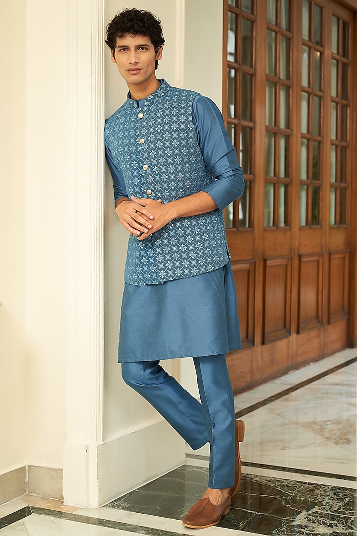Blue Embroidered Bundi Jacket With Kurta Set by Contrast By Parth