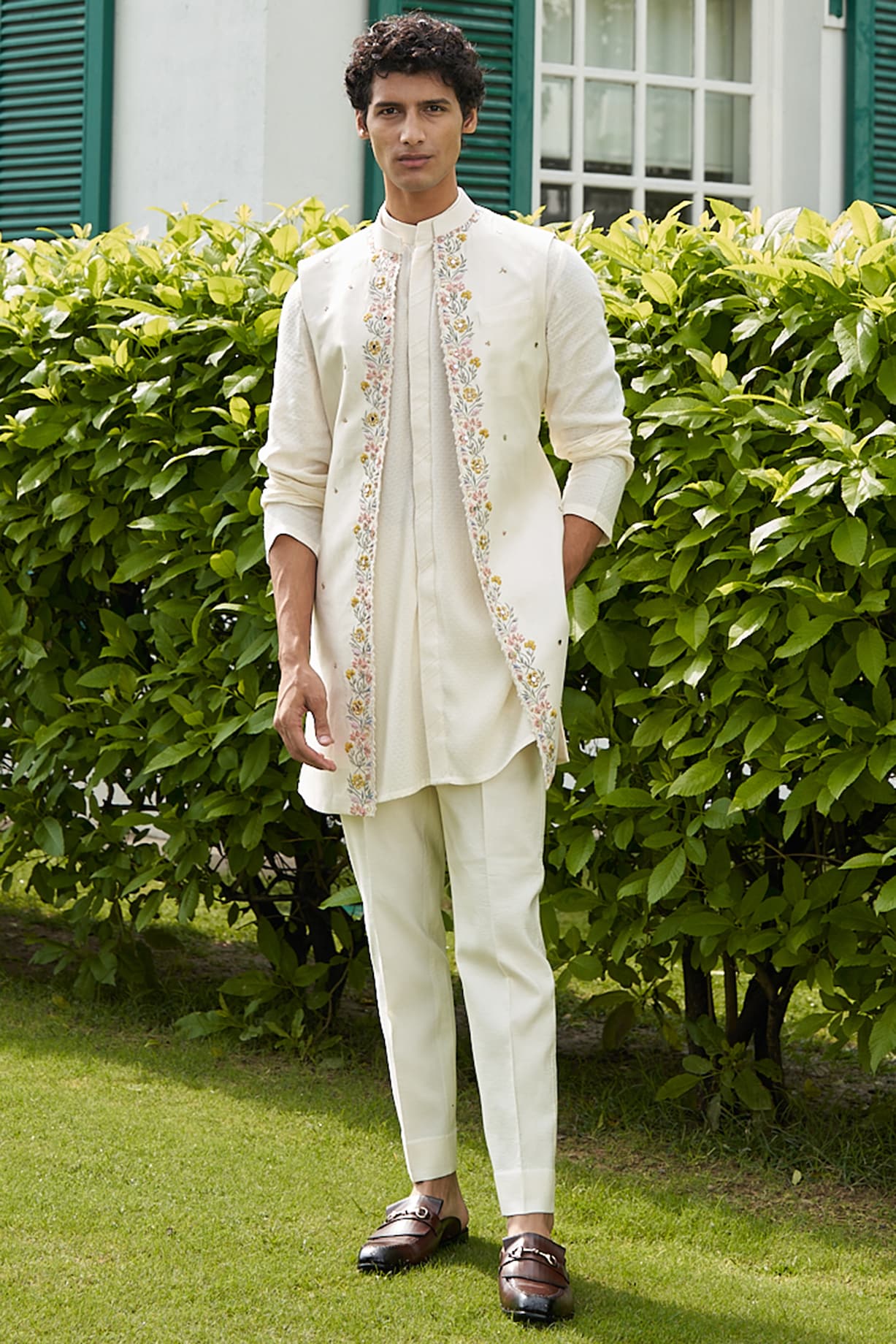 Off-White Embroidered Jacket Set by Contrast By Parth at Pernia's