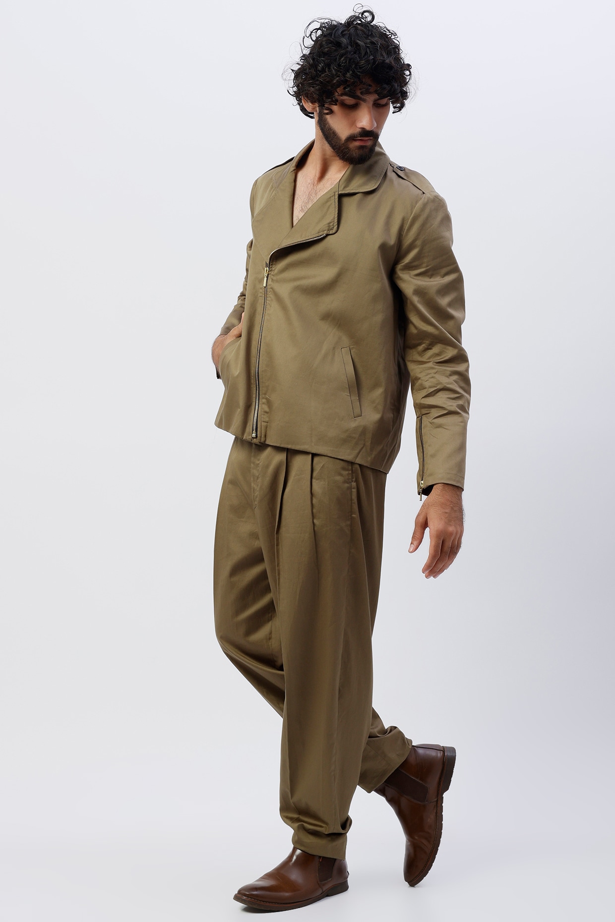 Olive Green Pleated Cargo Pants Design by The Circus by Sana Shah Bhattad  Men at Pernias Pop Up Shop 2023