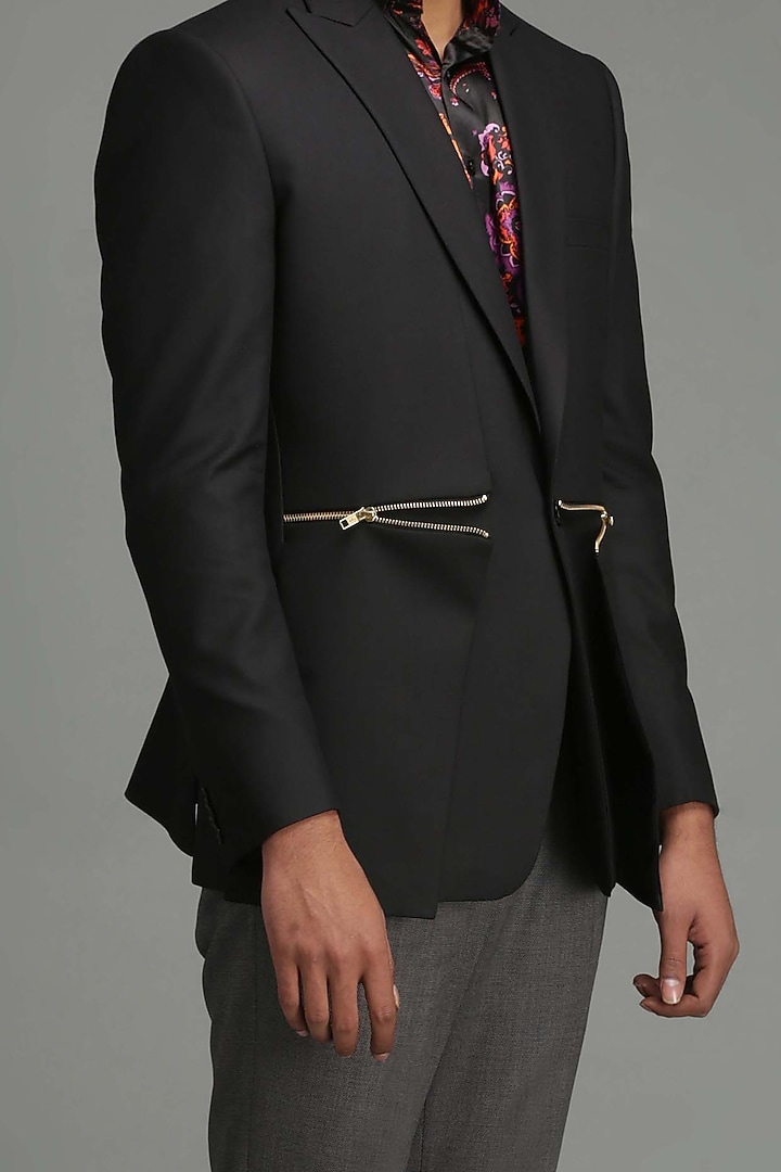 Black Woolen Blend Blazer by Chatenya Mittal at Pernia's Pop Up Shop