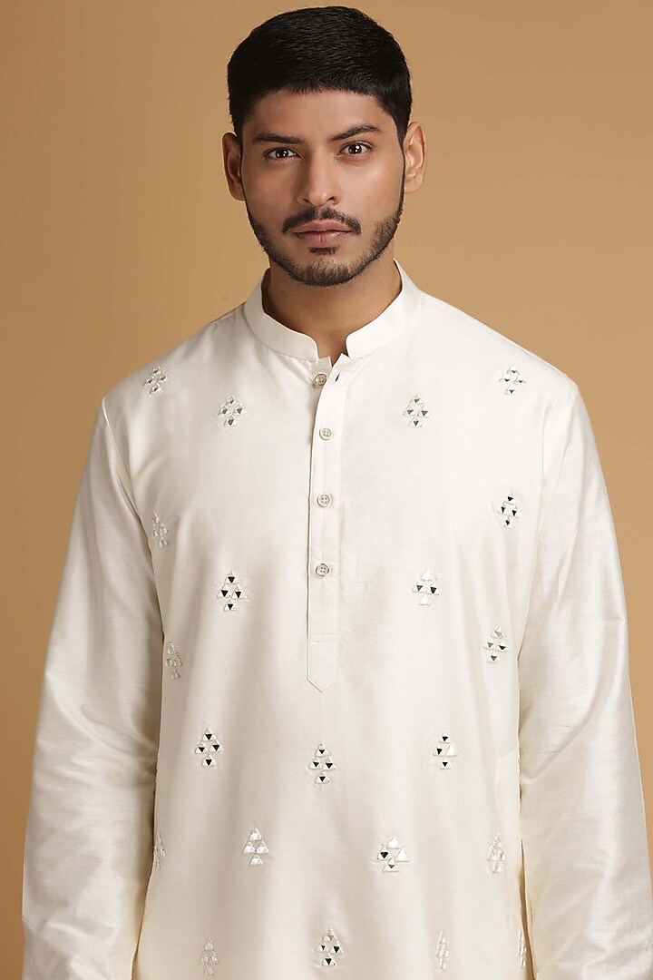 White Mirror Work Kurta Set by Chatenya Mittal at Pernia's Pop Up Shop
