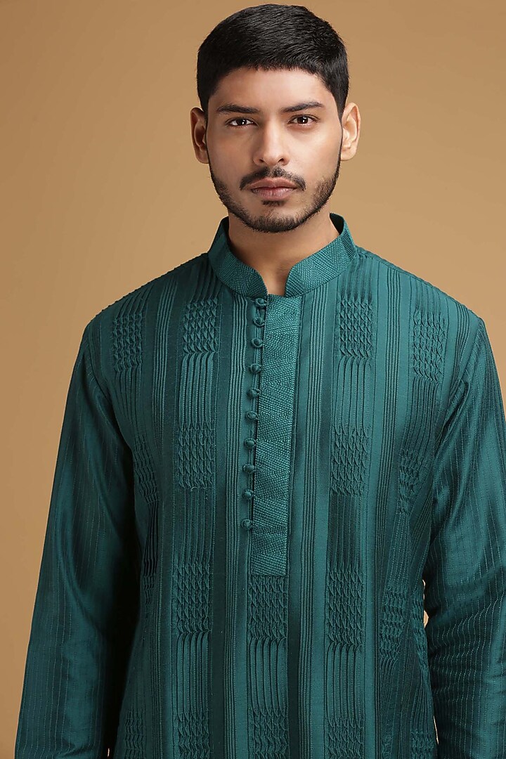 Green Cotton Silk Pintuck Kurta Set by Chatenya Mittal at Pernia's Pop Up Shop