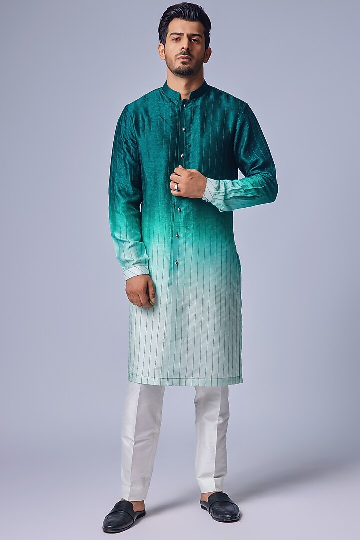 Sea Green Silk Ombre Kurta Set by Chatenya Mittal at Pernia's Pop Up Shop