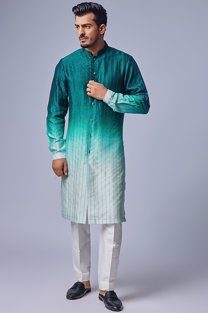 Sea Green Silk Ombre Kurta Set by Chatenya Mittal at Pernia's Pop Up Shop