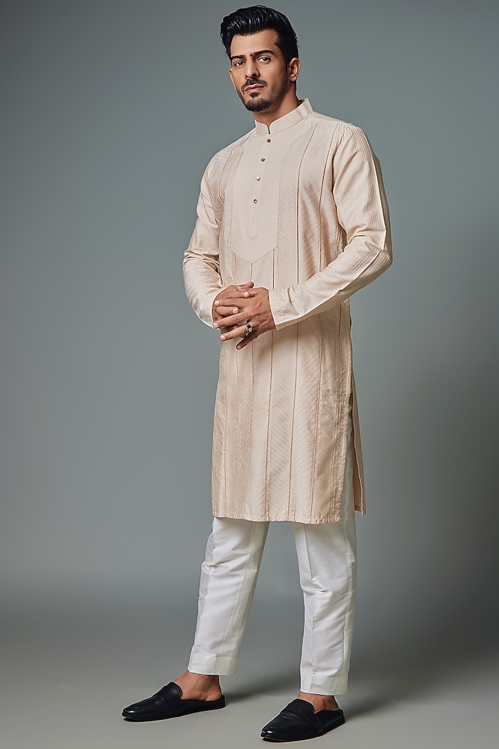 Light Cream Matka Cotton Silk Kurta Set by Chatenya Mittal at Pernia's Pop Up Shop