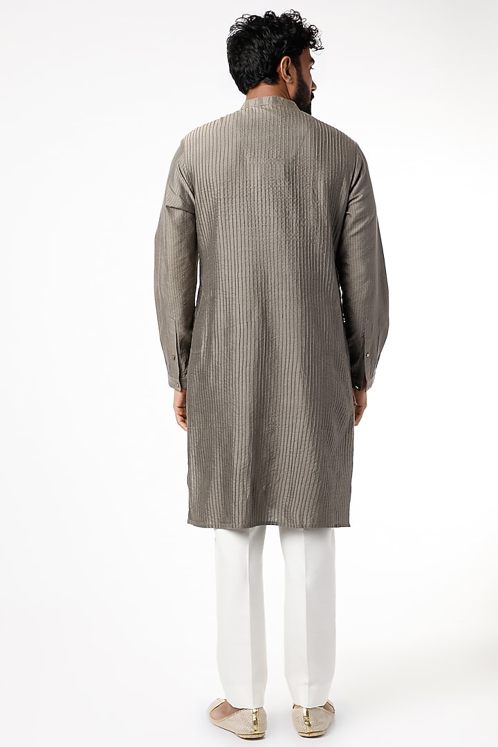 Grey Cotton Silk Kurta Set by Chatenya Mittal at Pernia's Pop Up Shop