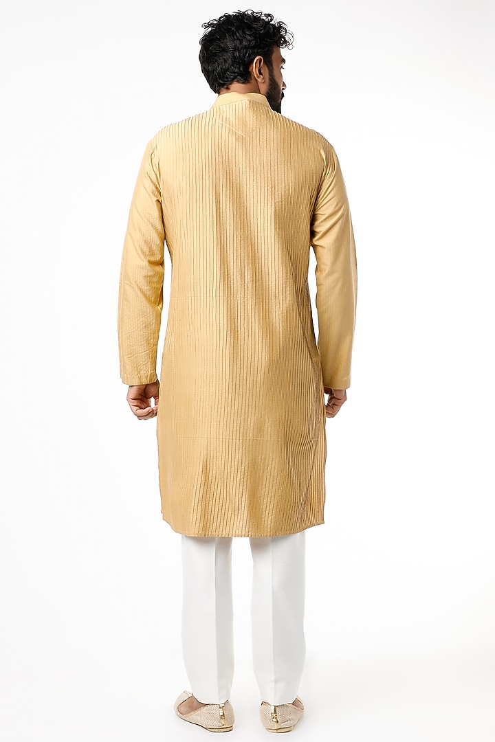 Beige Cotton Silk Kurta Set by Chatenya Mittal at Pernia's Pop Up Shop