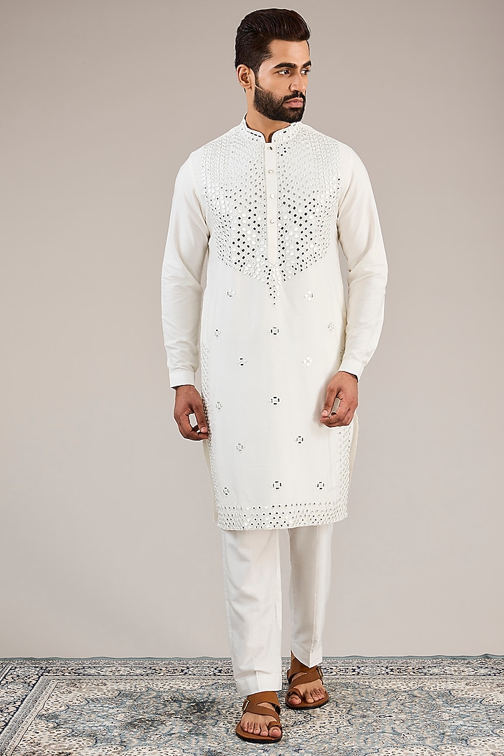 Off-White Cotton Silk Mirror Embroidered Kurta Set by Chatenya Mittal at Pernia's Pop Up Shop