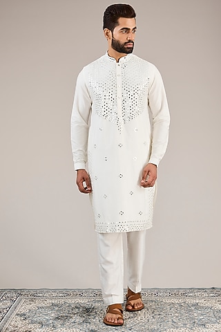 Off-White Cotton Silk Mirror Embroidered Kurta Set by Chatenya Mittal