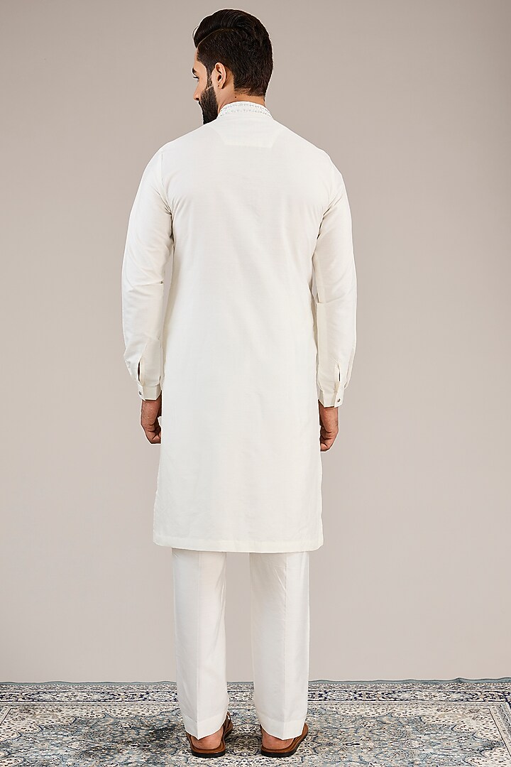 Off-White Cotton Silk Mirror Embroidered Kurta Set by Chatenya Mittal at Pernia's Pop Up Shop