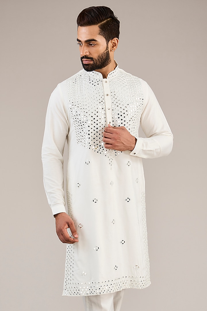 Off-White Cotton Silk Mirror Embroidered Kurta Set by Chatenya Mittal at Pernia's Pop Up Shop