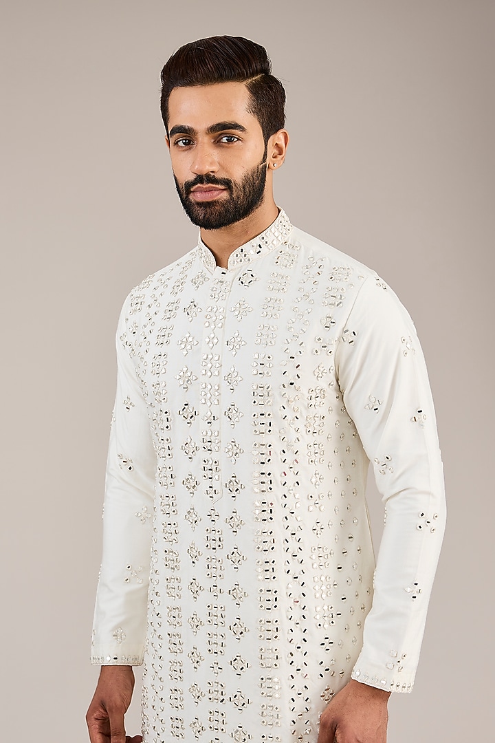 Off-White Cotton Silk Mirror Embroidered Kurta Set by Chatenya Mittal at Pernia's Pop Up Shop