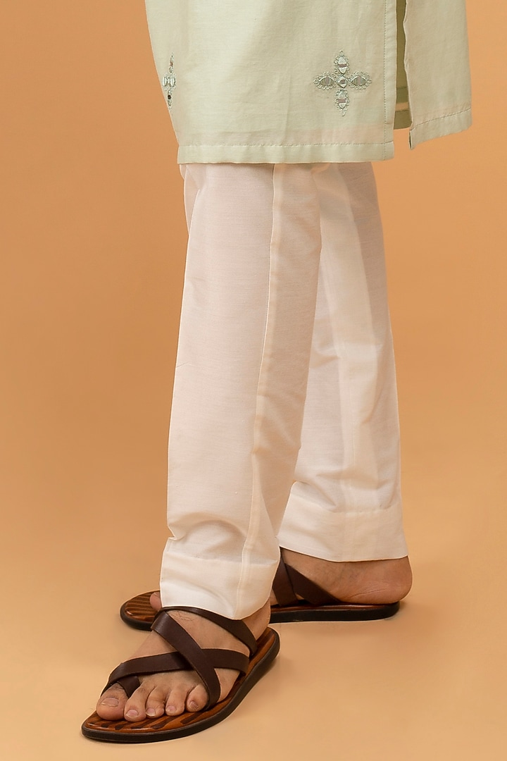 Mint Green Cotton Silk Embroidered Kurta Set by Chatenya Mittal at Pernia's Pop Up Shop
