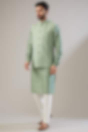 Grey Silk Kurta Set With Bundi Jacket by Chatenya Mittal