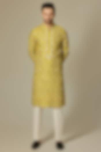 Yellow Silk Blend Mirror Embroidered Kurta Set by Chatenya Mittal at Pernia's Pop Up Shop