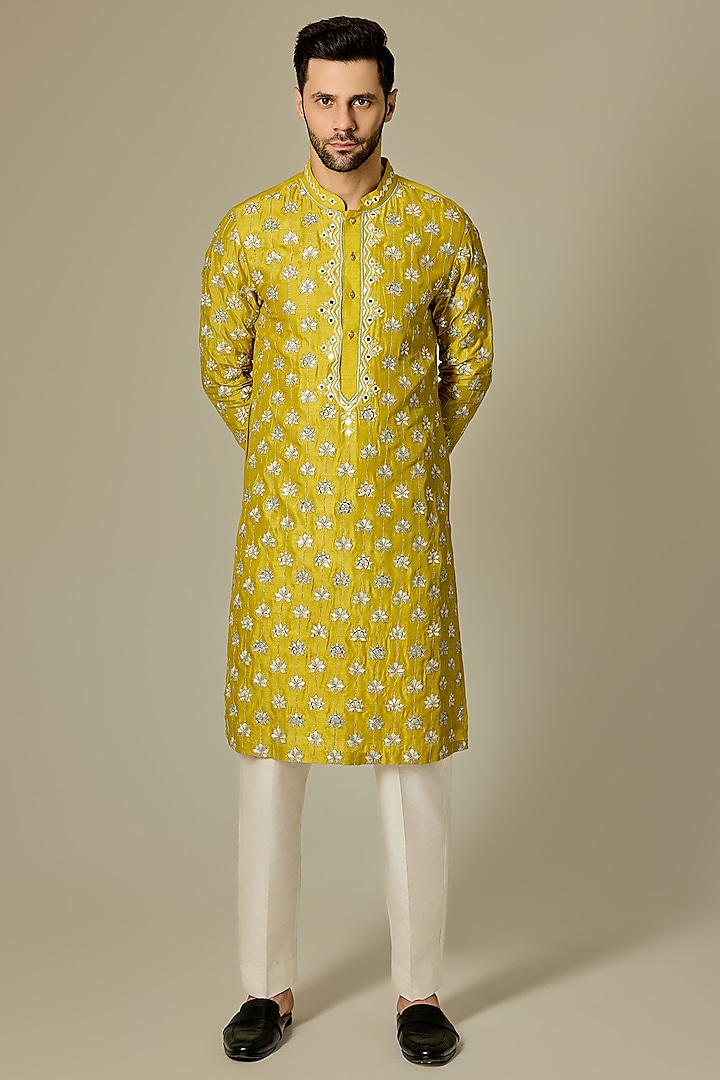 Yellow Silk Blend Mirror Embroidered Kurta Set by Chatenya Mittal at Pernia's Pop Up Shop