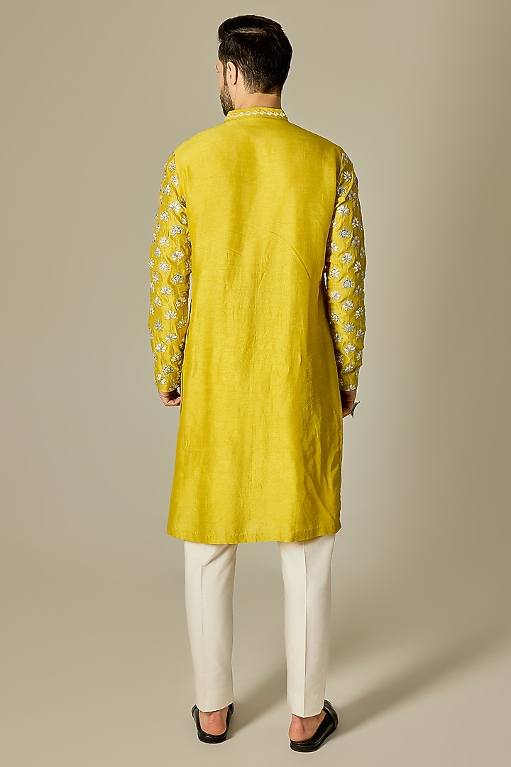 Yellow Silk Blend Mirror Embroidered Kurta Set by Chatenya Mittal at Pernia's Pop Up Shop