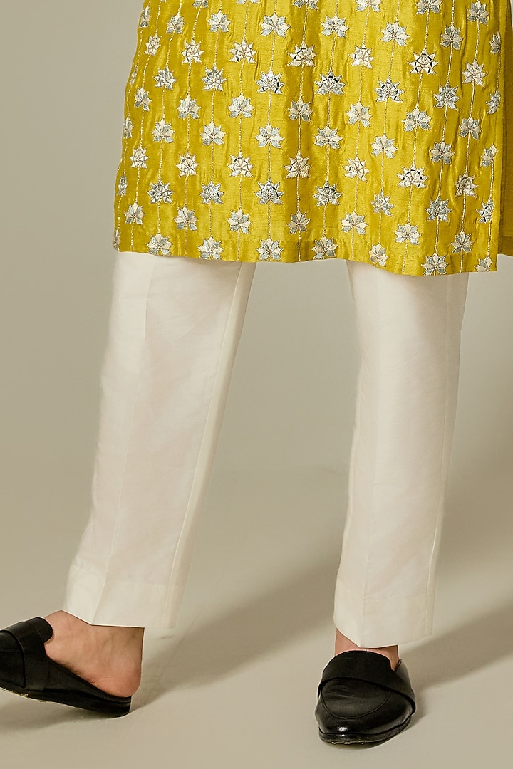 Yellow Silk Blend Mirror Embroidered Kurta Set by Chatenya Mittal at Pernia's Pop Up Shop