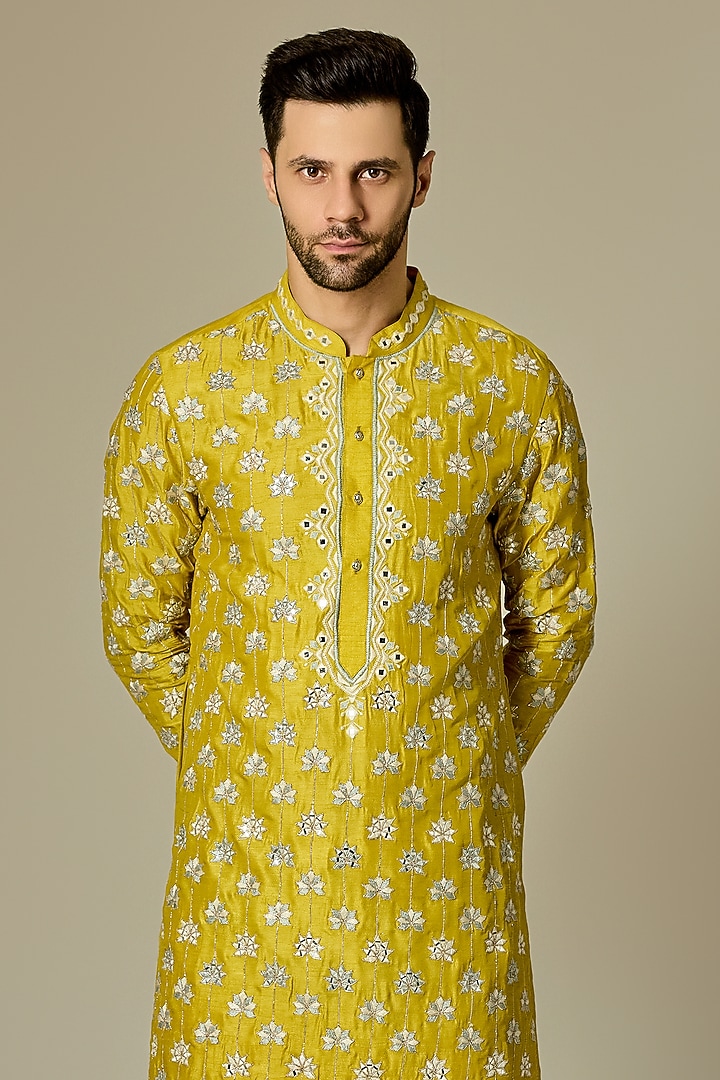 Yellow Silk Blend Mirror Embroidered Kurta Set by Chatenya Mittal at Pernia's Pop Up Shop