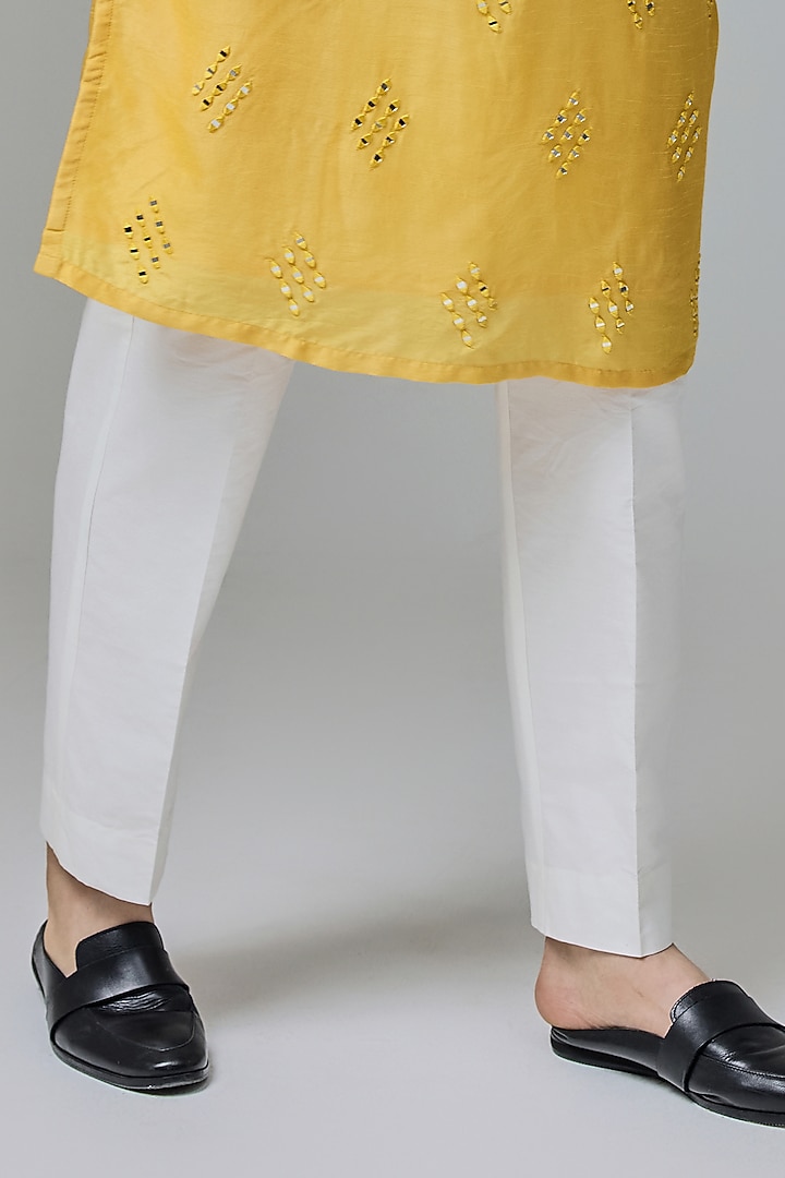 Yellow Cotton Silk Mirror Work Kurta Set by Chatenya Mittal at Pernia's Pop Up Shop
