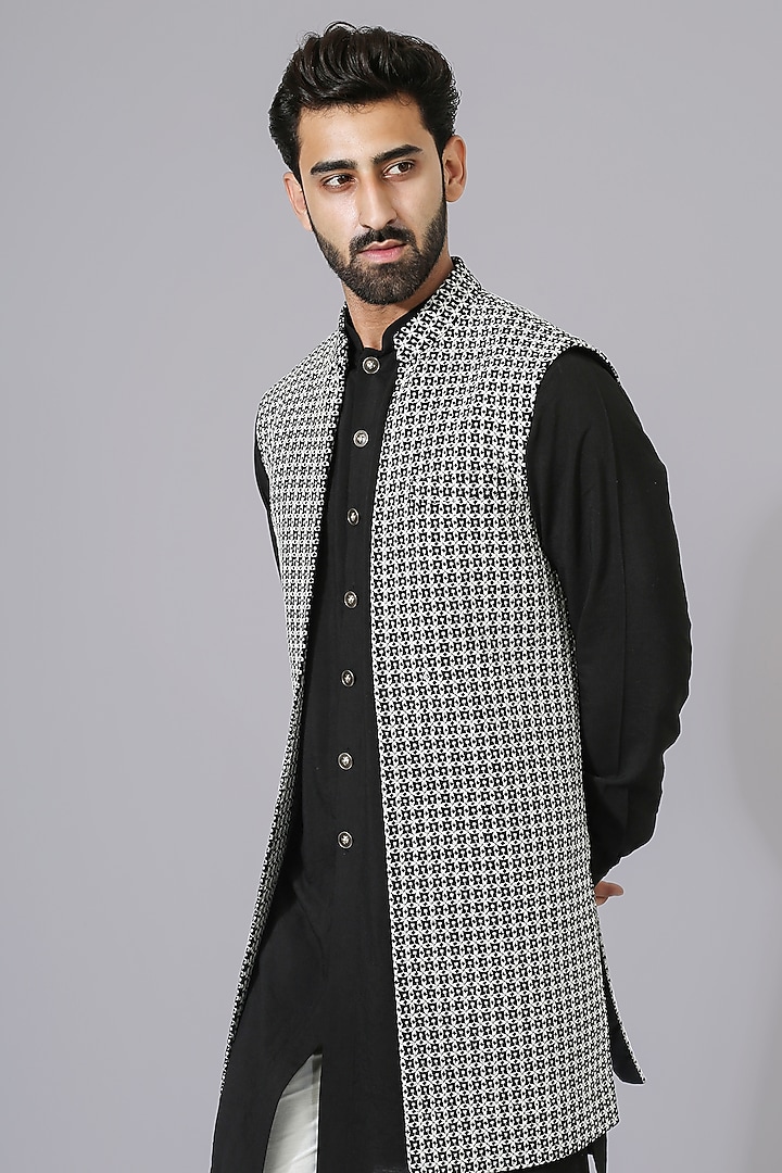 Black & White Georgette Textured Wedding Indowestern Set by Chatenya Mittal at Pernia's Pop Up Shop