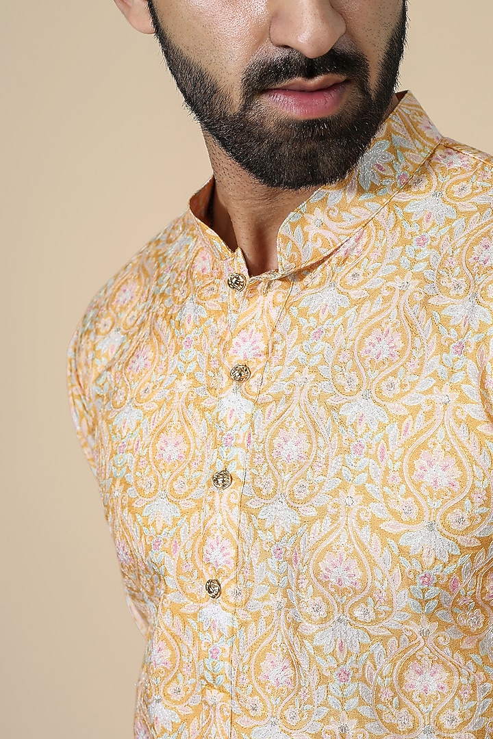 Pastel Orange Silk Blend & Cotton Silk Embroidered Kurta Set by Chatenya Mittal at Pernia's Pop Up Shop