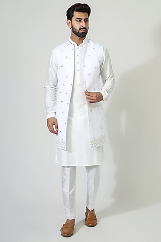 Off-White Linen Cotton Mirror Work Indowestern Set by Chatenya Mittal