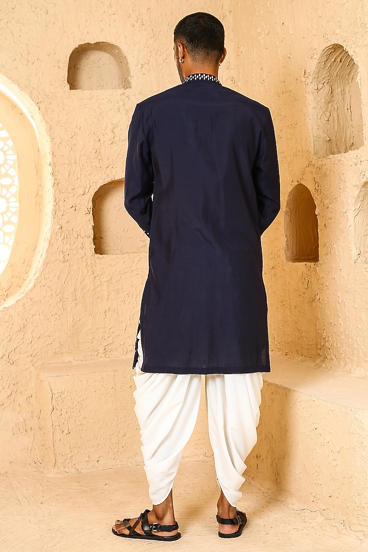 Navy Blue Silk Blend Mirror Work Kurta Set by Chatenya Mittal at Pernia's Pop Up Shop