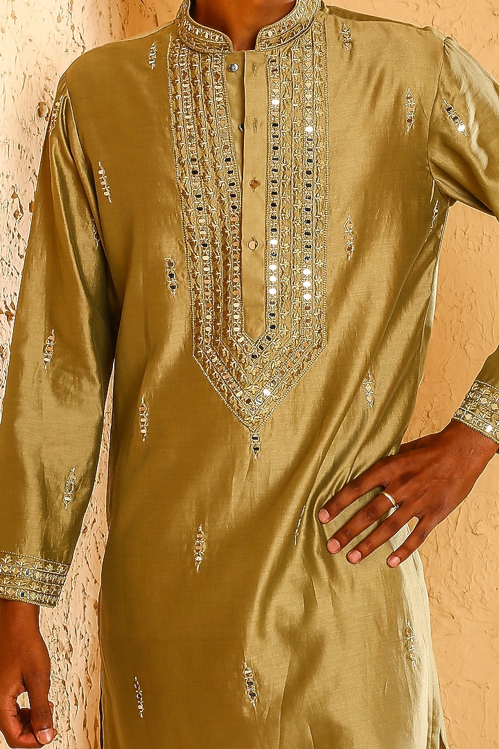 Dark Beige Chanderi Mirror Work Kurta Set by Chatenya Mittal at Pernia's Pop Up Shop