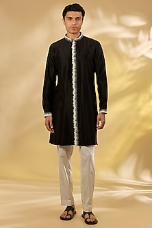 product-color-Black