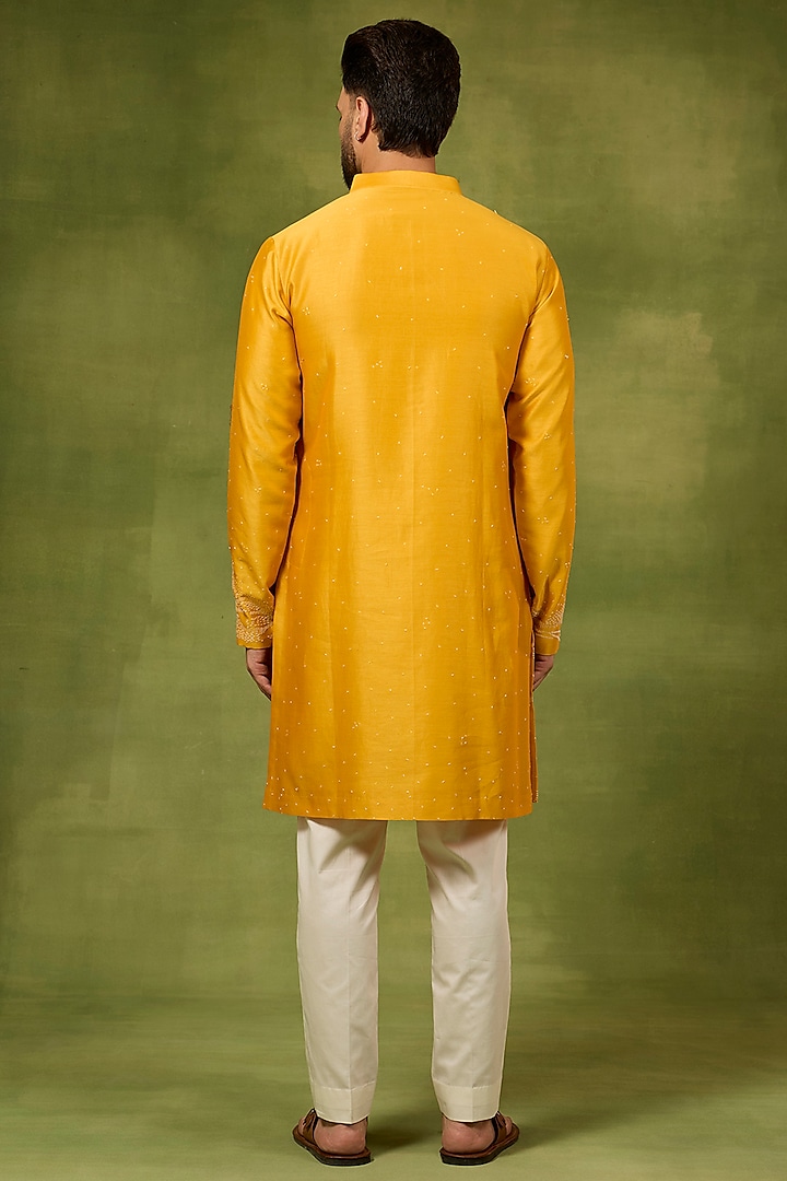 Mustard Chanderi Embroidered Kurta Set by Countrymade at Pernia's Pop Up Shop