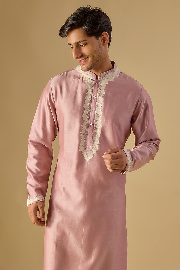 Old Rose Chanderi Embroidered Kurta Set by Countrymade at Pernia's Pop Up Shop