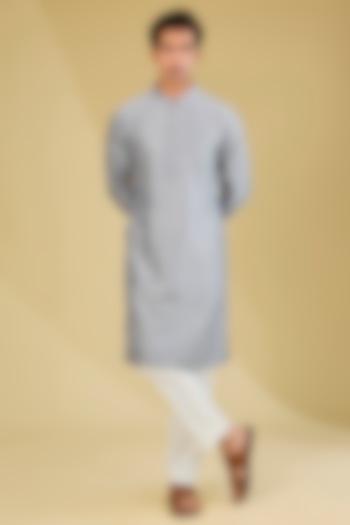 Silver Chanderi Hand Embroidered Kurta Set by Countrymade at Pernia's Pop Up Shop