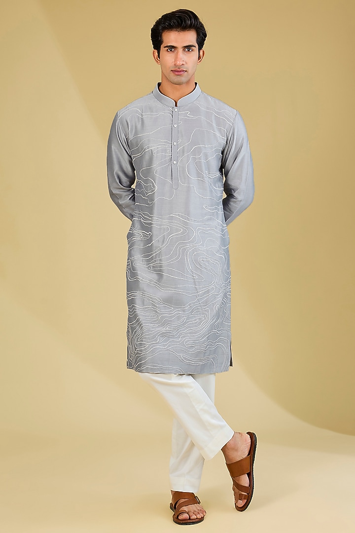 Silver Chanderi Hand Embroidered Kurta Set by Countrymade at Pernia's Pop Up Shop
