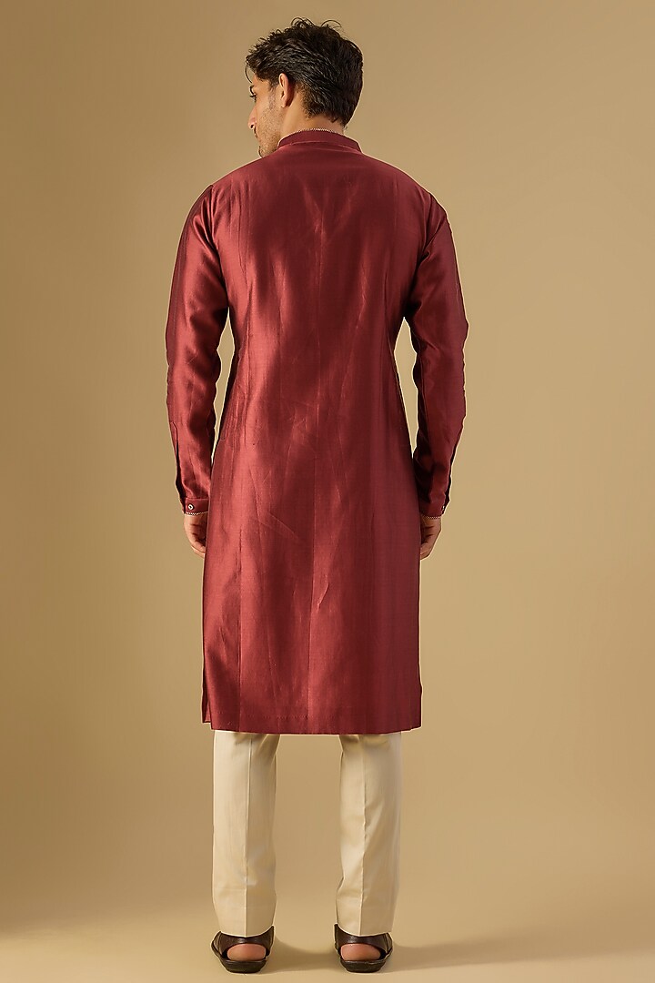 Red Chanderi Embroidered Kurta Set by Countrymade at Pernia's Pop Up Shop