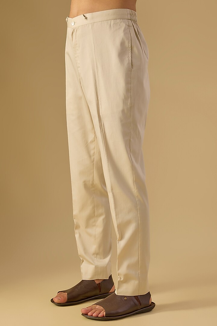 Red Chanderi Embroidered Kurta Set by Countrymade at Pernia's Pop Up Shop