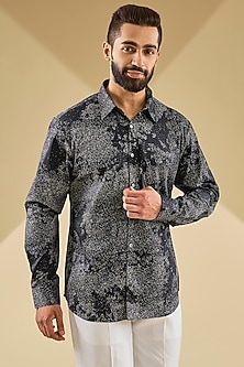 product-color-Black