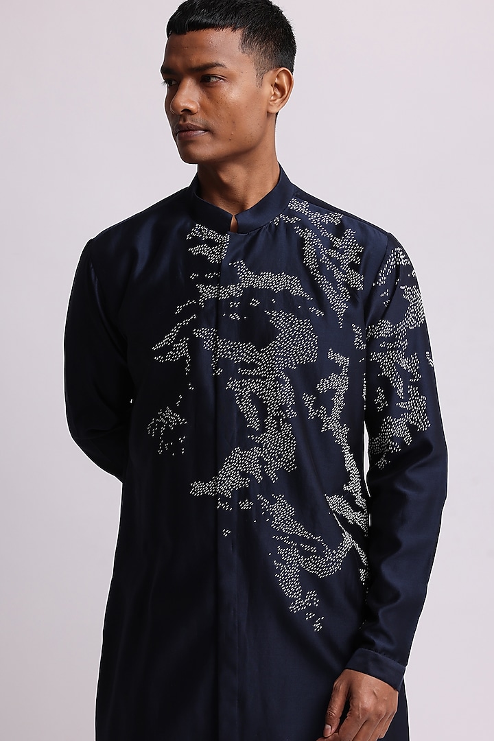 Navy Blue Chanderi Embroidered Kurta Set by Countrymade at Pernia's Pop Up Shop