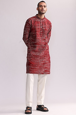 Red Chanderi Aboriginal Printed Kurta by Countrymade