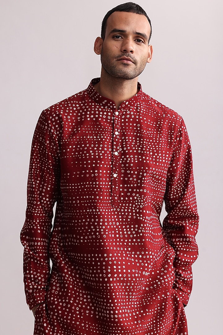 Red Chanderi Aboriginal Printed Kurta by Countrymade at Pernia's Pop Up Shop