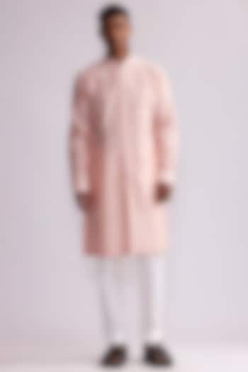 Old Rose Pink Chanderi Patched Embroidered Kurta Set by Countrymade at Pernia's Pop Up Shop